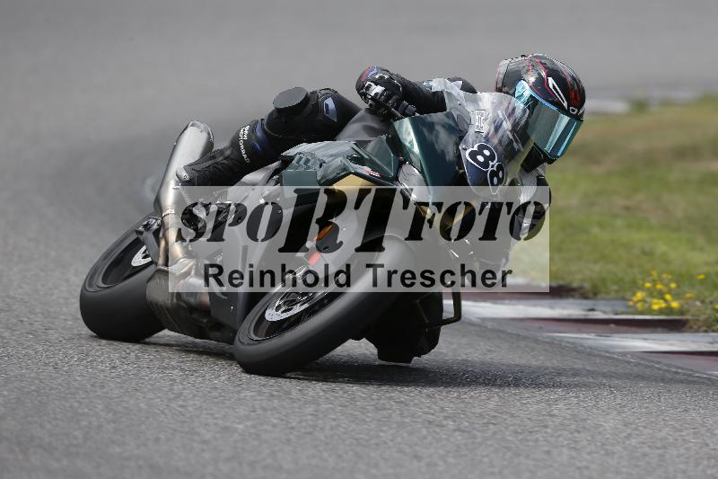 /30 27.07.2026  Dunlop Ride und Test Day ADR/Gruppe rot schnell/88